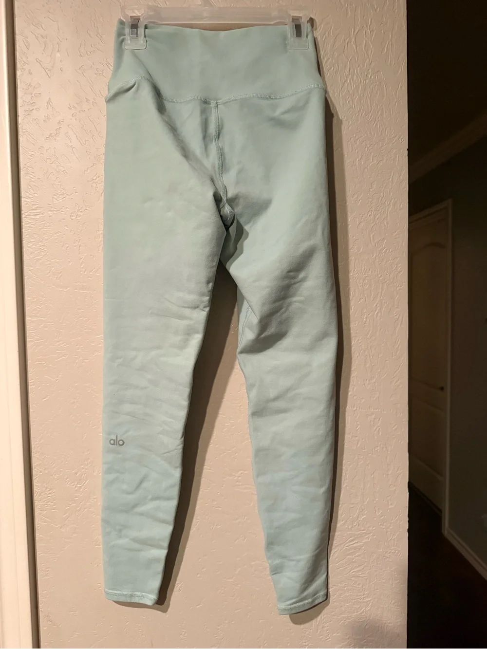 Alo yoga size XS airbrush High-Waist Mint green Leggings